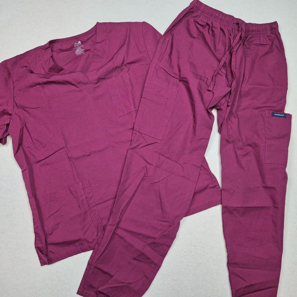 Dagacci Unisex Burgundy Medical Scrubs Uniform Shirt & Pants Sz M NEW!!! - Picture 1 of 5